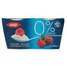 Opinioni Coop 0% di grassi yogurt magro con ciliegia in pezzi e recensioni